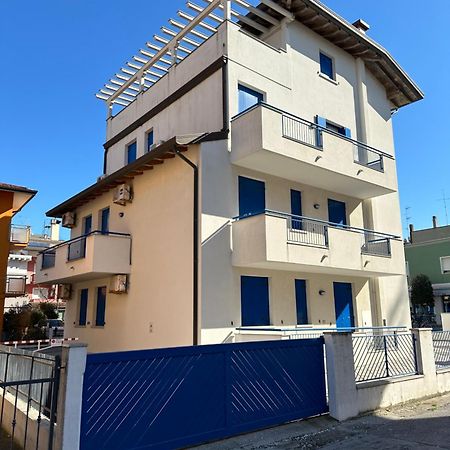 Residence Stefania - Agenzia Cocal 卡奥莱 外观 照片