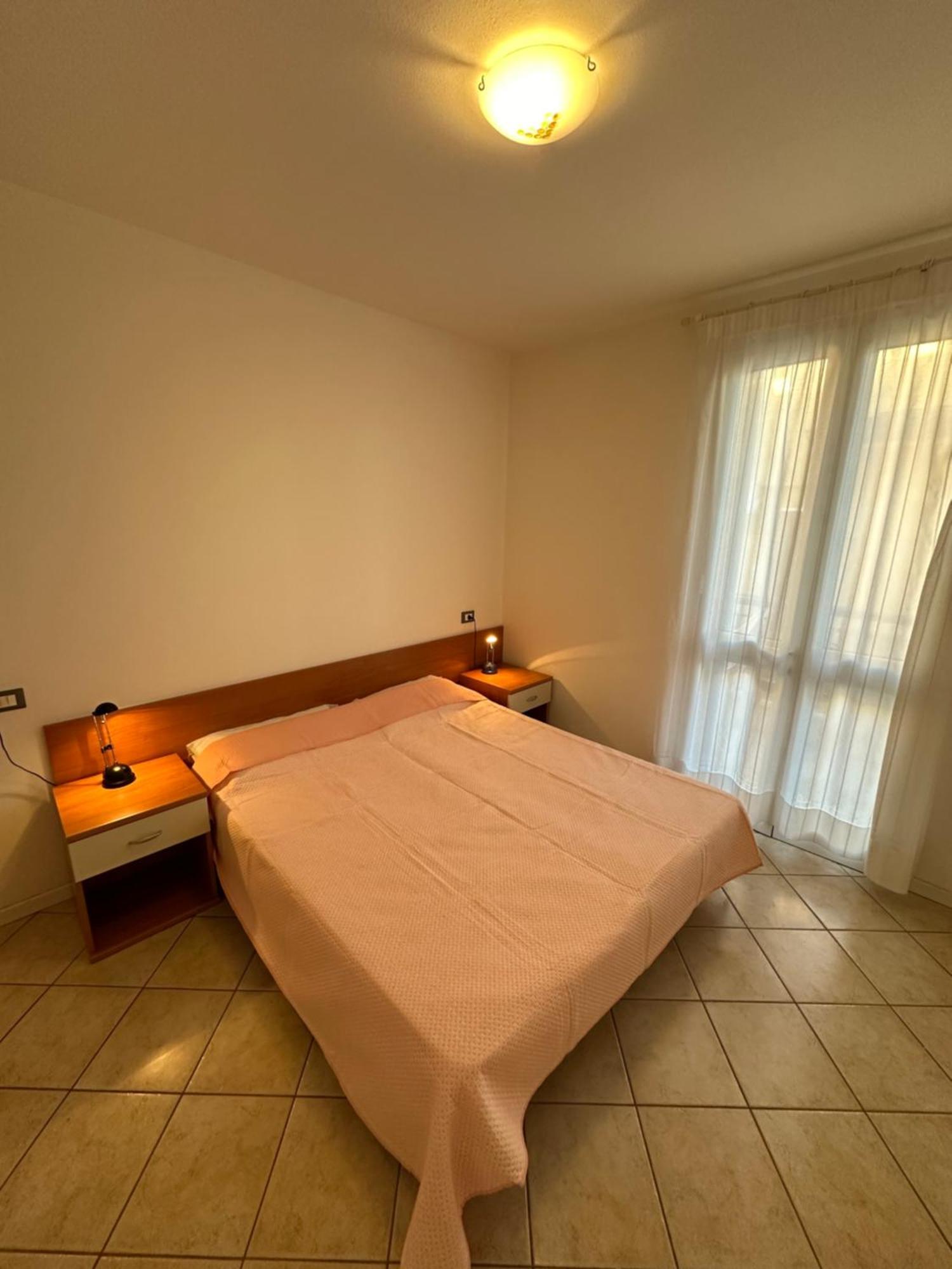 Residence Stefania - Agenzia Cocal 卡奥莱 外观 照片